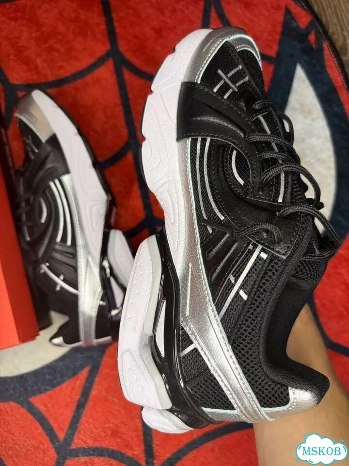 Кроссовки Under Armour US Sola фото 4