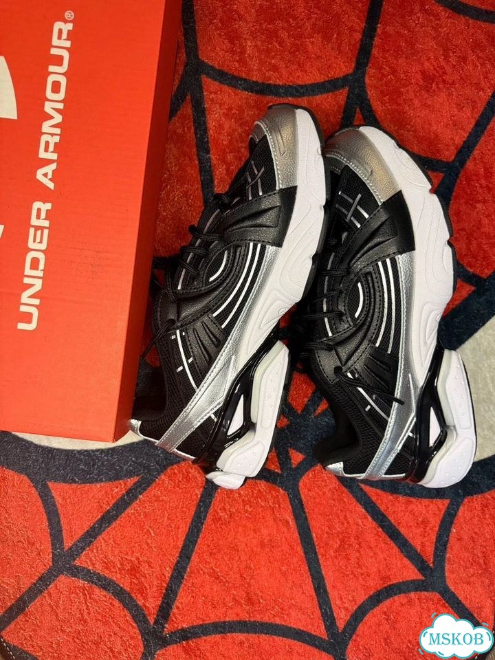 Кроссовки Under Armour US Sola фото 8