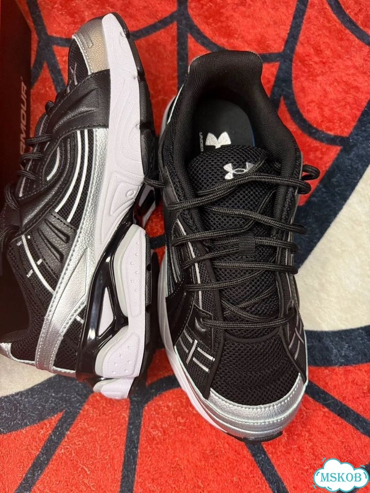 Кроссовки Under Armour US Sola фото 9