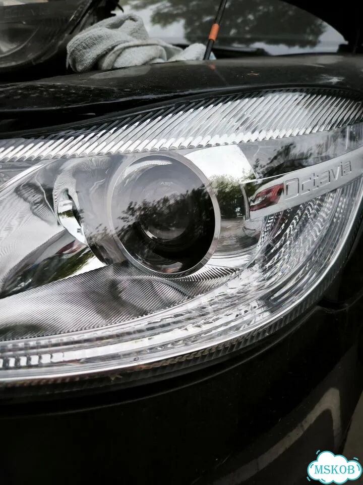 Новый комплект фар Octavia A5 FL с BiLed линзами фото 2