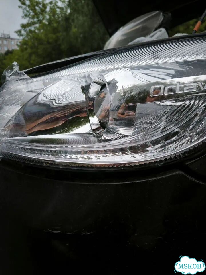 Новый комплект фар Octavia A5 FL с BiLed линзами фото 3