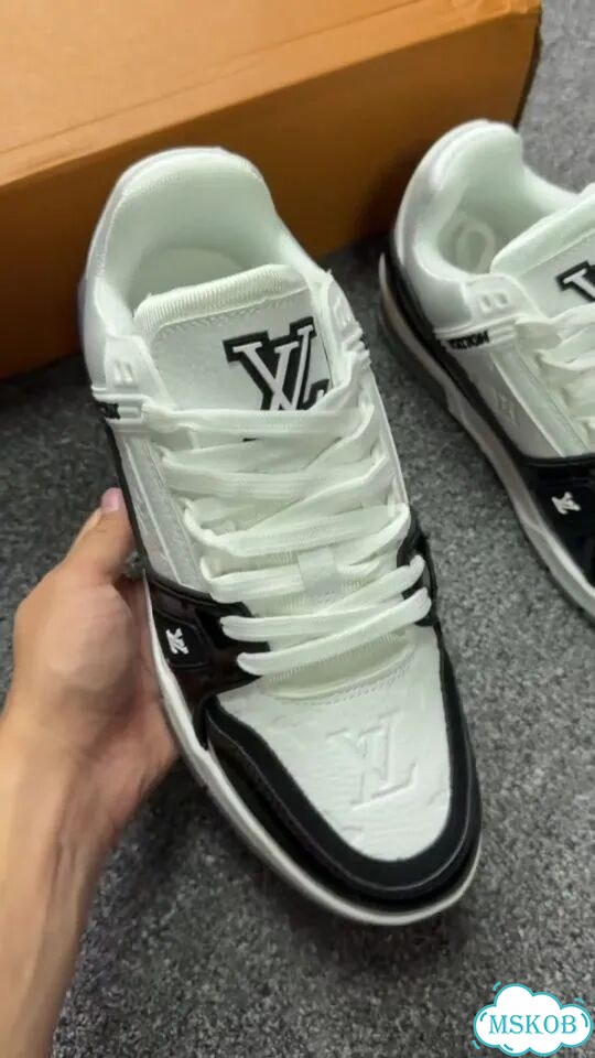 Кроссовки Louis Vuitton Trainer премиум качество фото 1