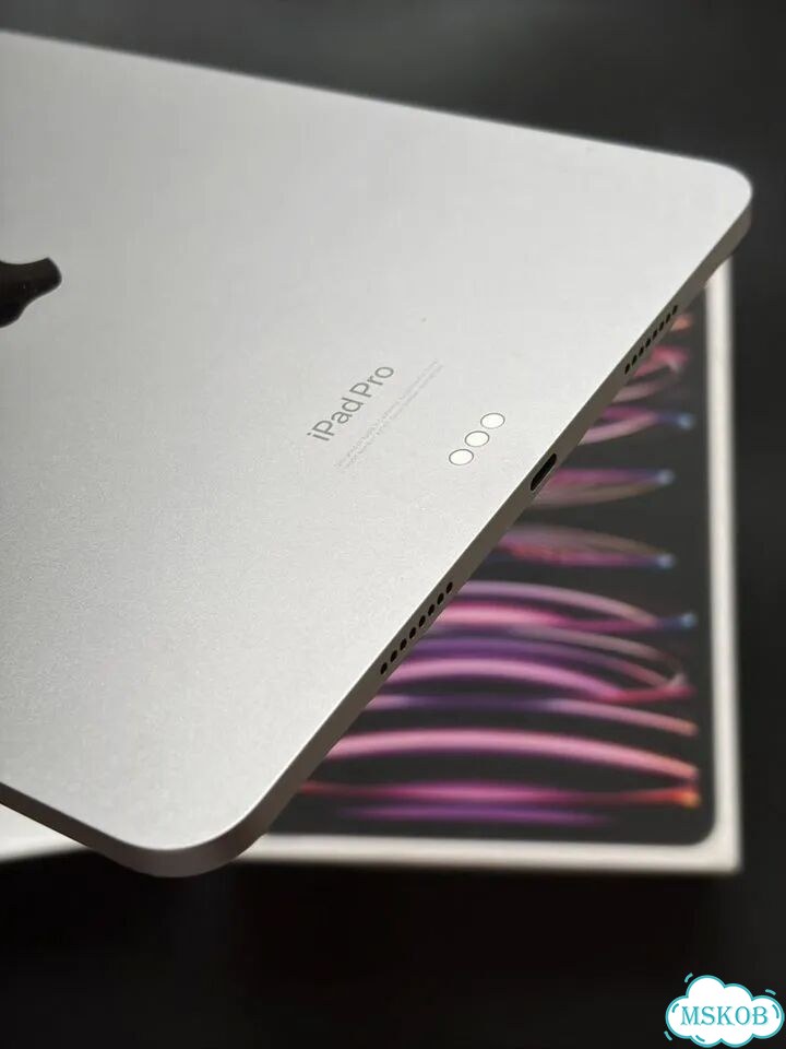 iPad Pro 11 2022 m2 Идеальный фото 6