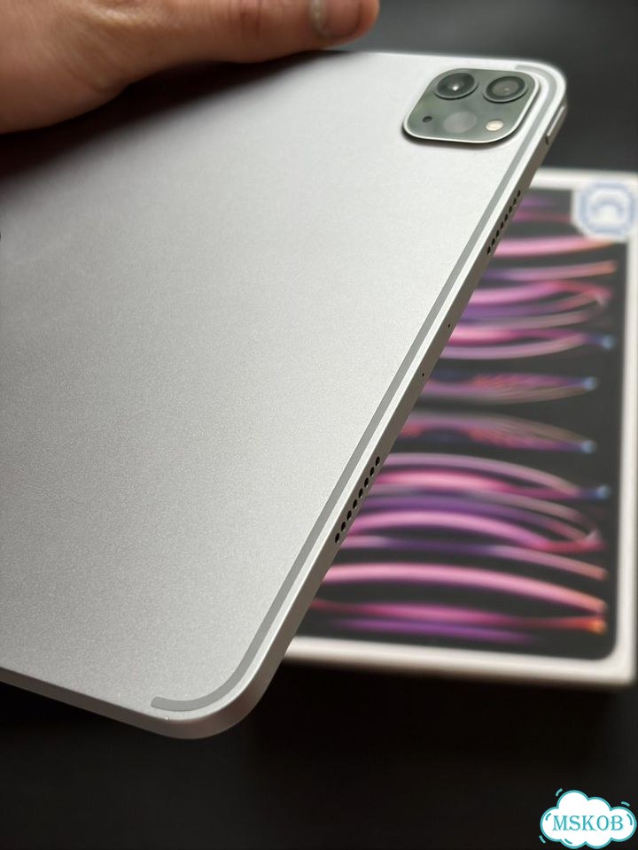 iPad Pro 11 2022 m2 Идеальный фото 7