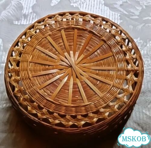 Шкатулка плетеная для рукоделия фото 3