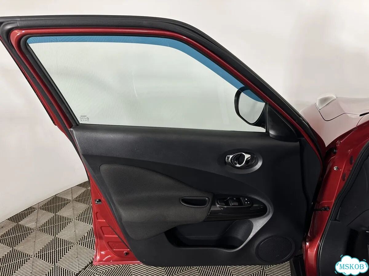 Nissan Juke 1.6 CVT, 2013, 144 830 км фото 8