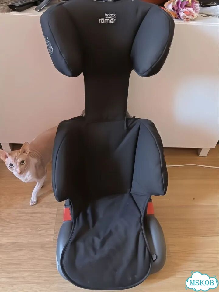 Автомобильное кресло britax romer kidfix 15 36 кг фото 1