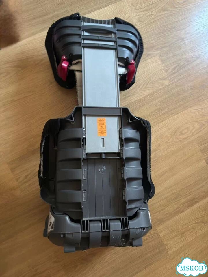 Автомобильное кресло britax romer kidfix 15 36 кг фото 2