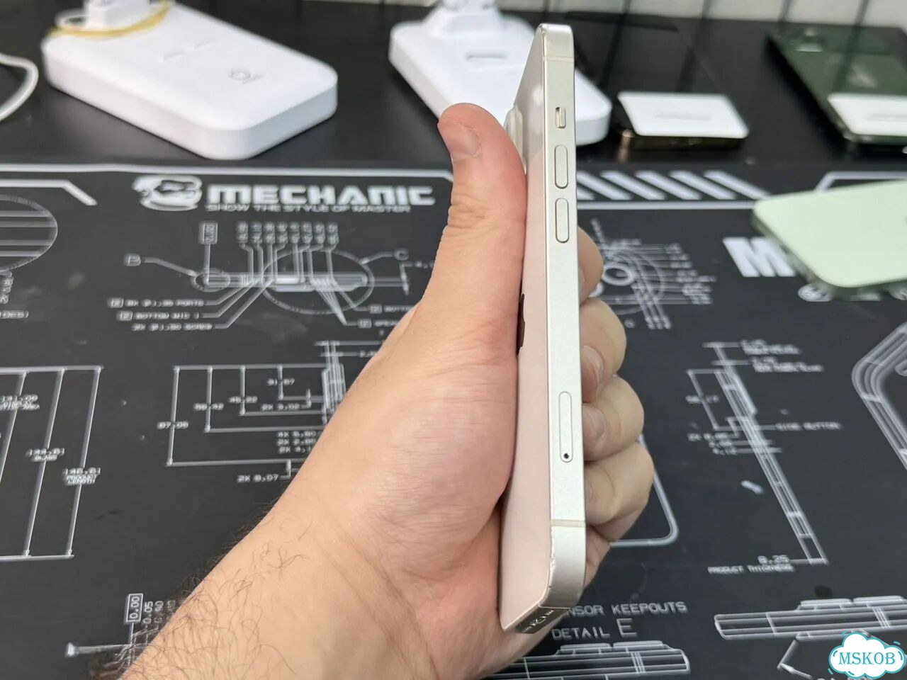 iPhone 14, 128 ГБ, SIM + eSIM фото 3