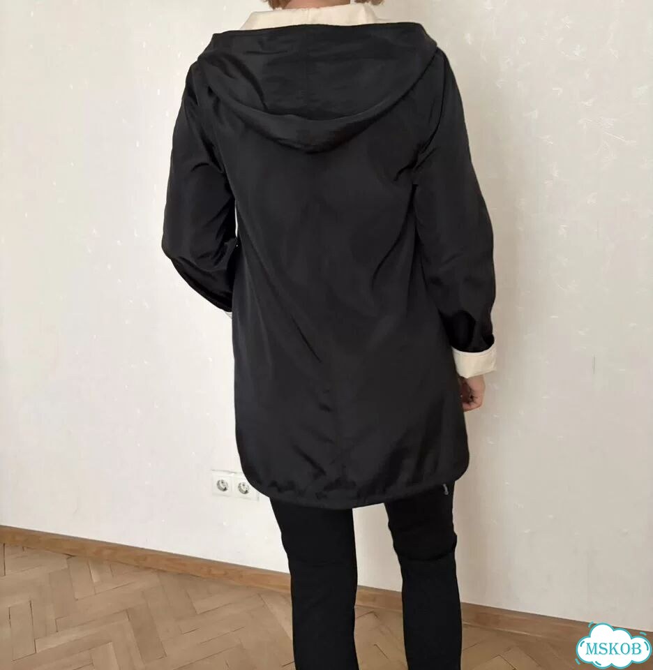 Плащ женский двусторонний с капюшоном 46 как новый фото 5