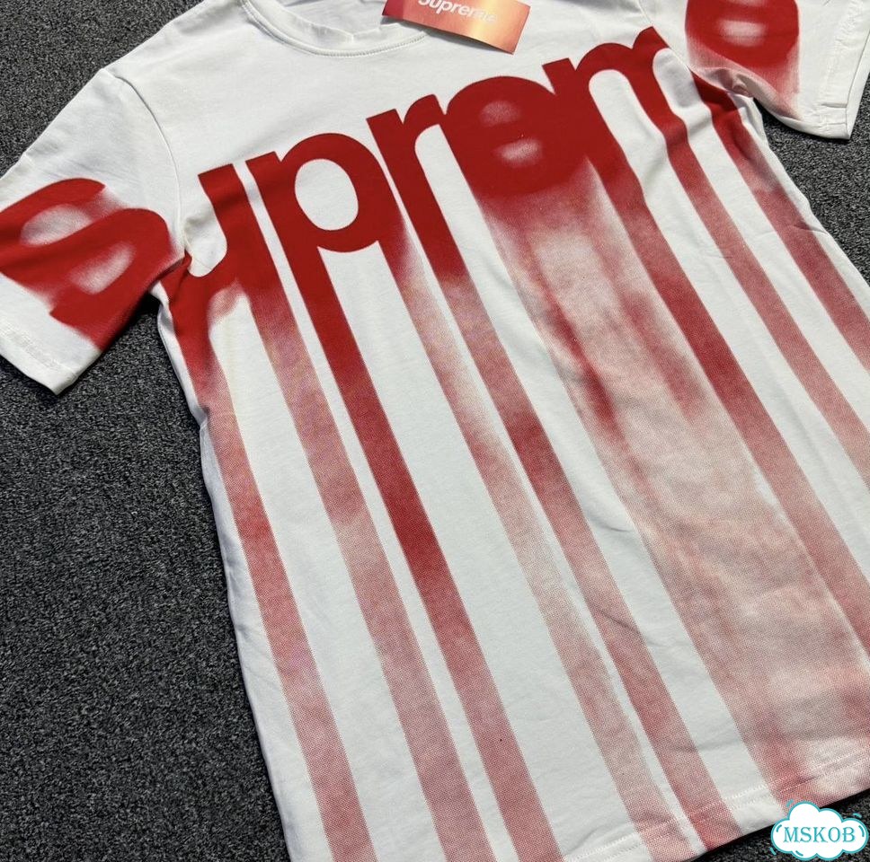 Футболка Supreme blurred logo фото 5