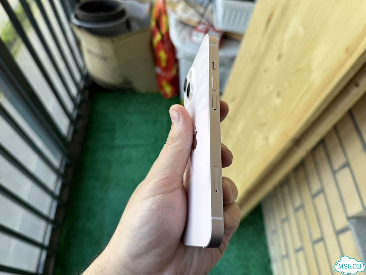 iPhone 13, 128 ГБ, SIM + eSIM фото 3