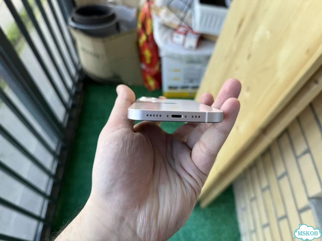 iPhone 13, 128 ГБ, SIM + eSIM фото 4