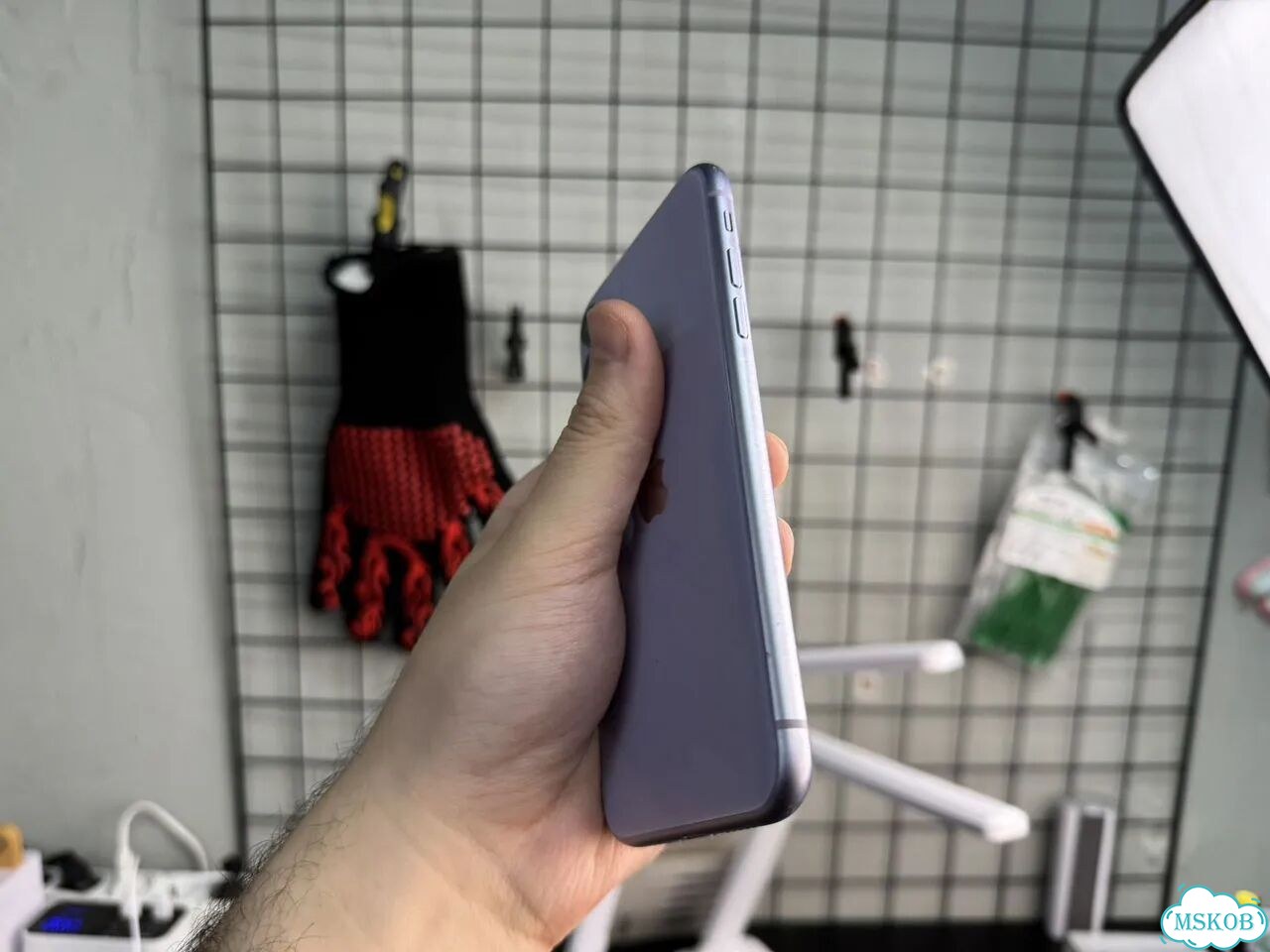 iPhone 11, 64 ГБ, SIM + eSIM фото 3