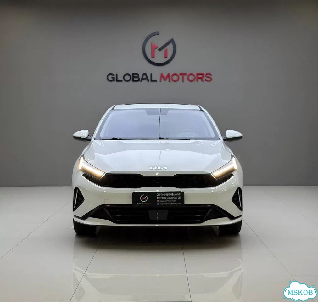 Kia K3 1.5L, 2022, 25 000 км фото 2