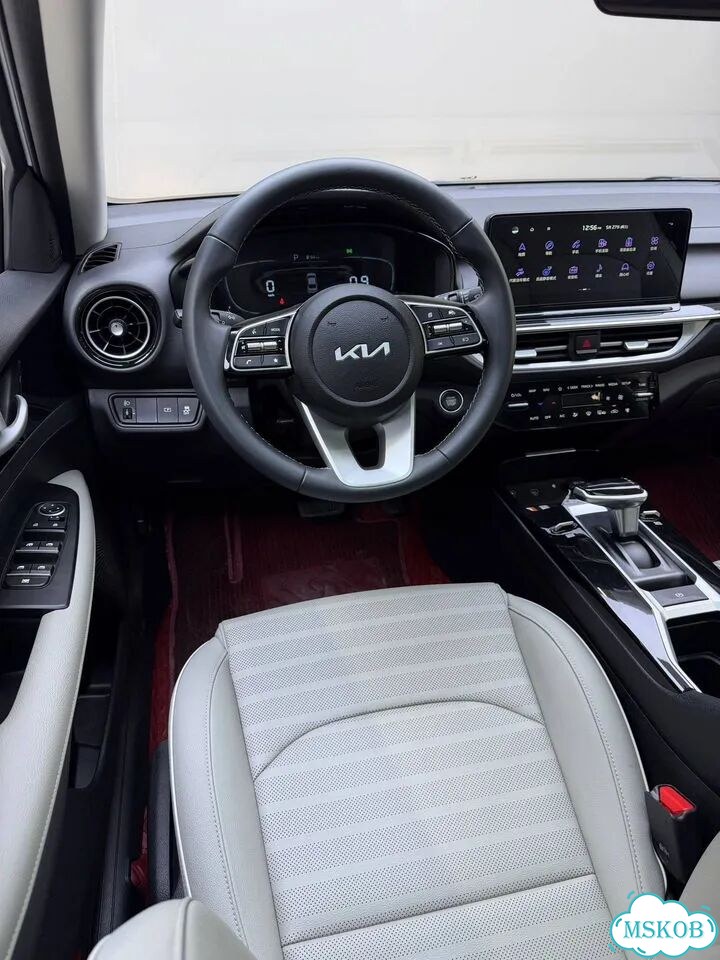Kia K3 1.5L, 2022, 25 000 км фото 5