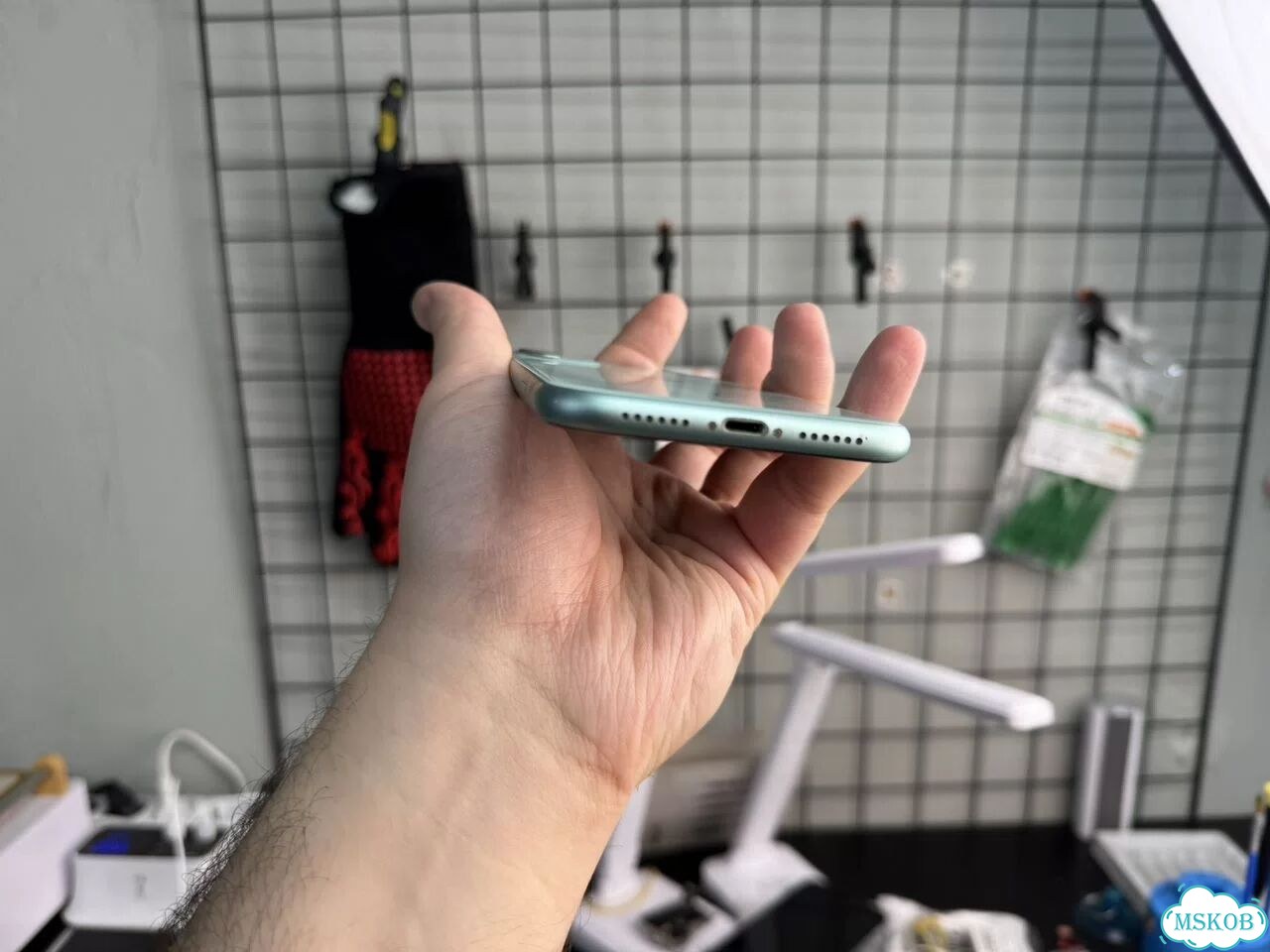 iPhone 11, 64 ГБ, SIM + eSIM фото 5