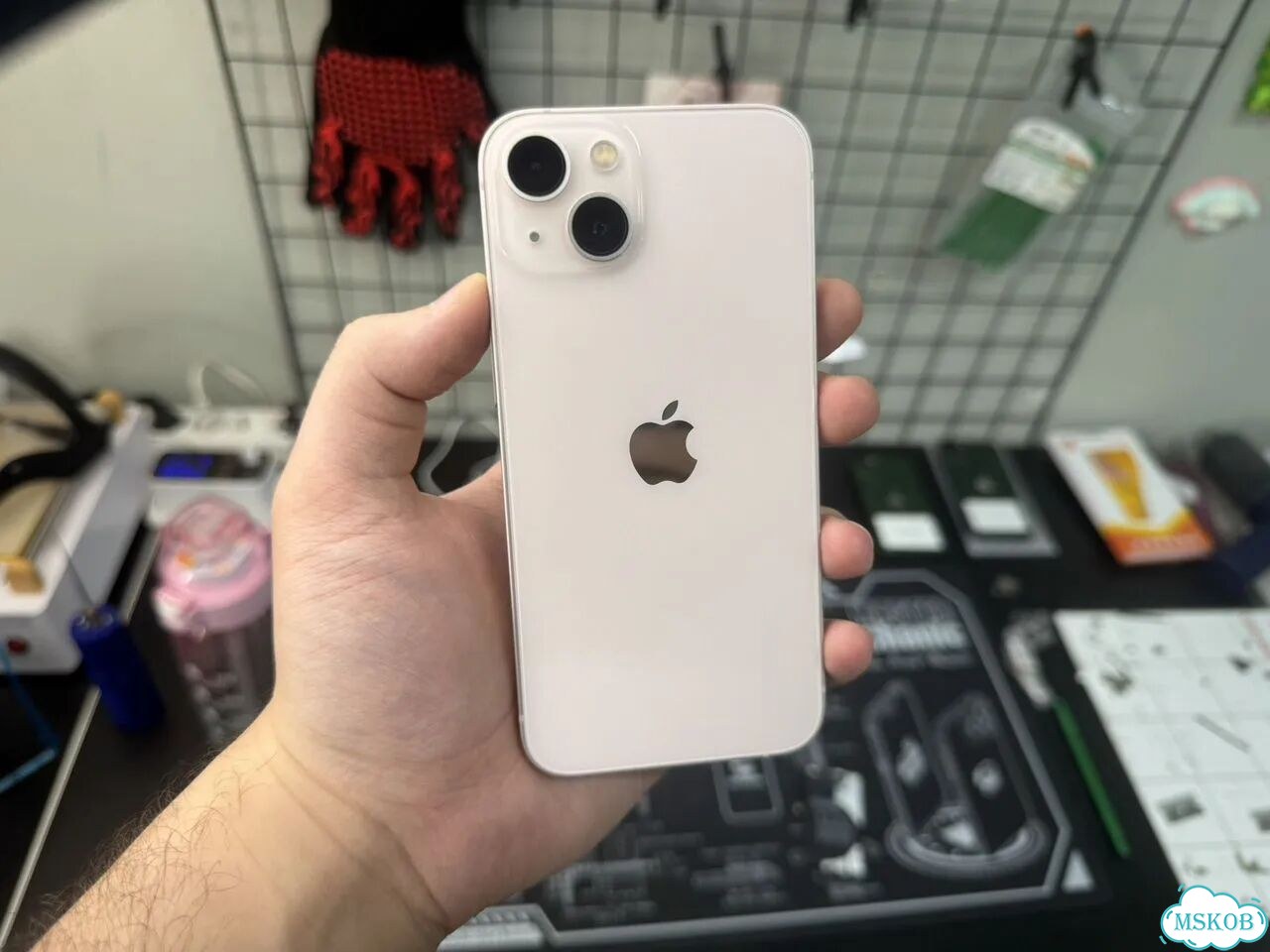 iPhone 13, 128 ГБ, SIM + eSIM фото 1