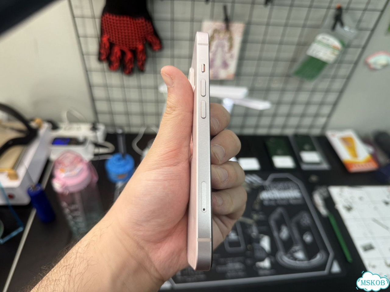 iPhone 13, 128 ГБ, SIM + eSIM фото 3