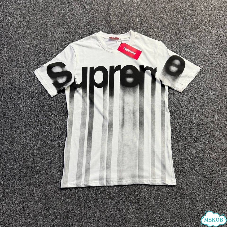 Футболка Supreme blured logo фото 2