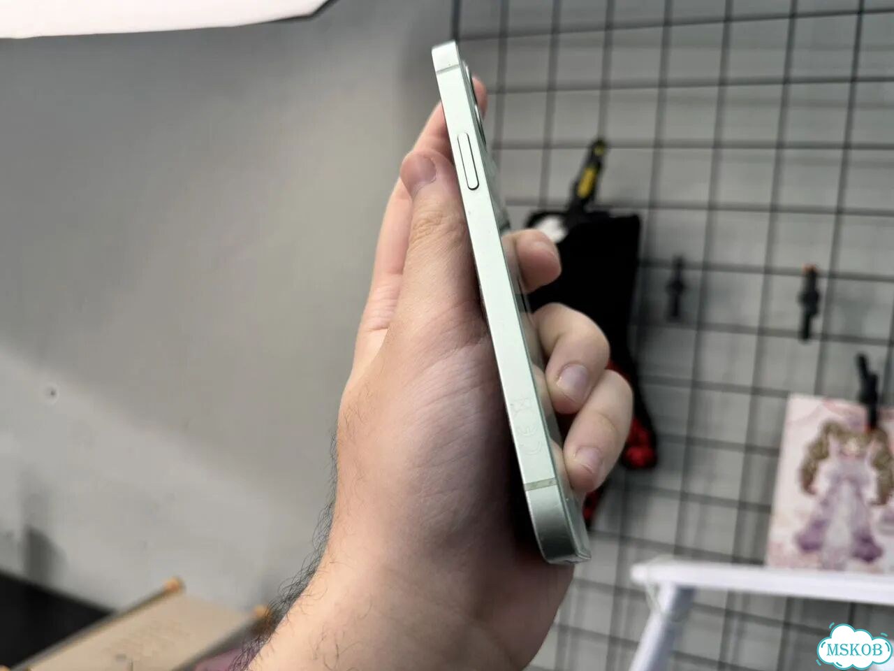 iPhone 12, 64 ГБ, SIM + eSIM фото 2