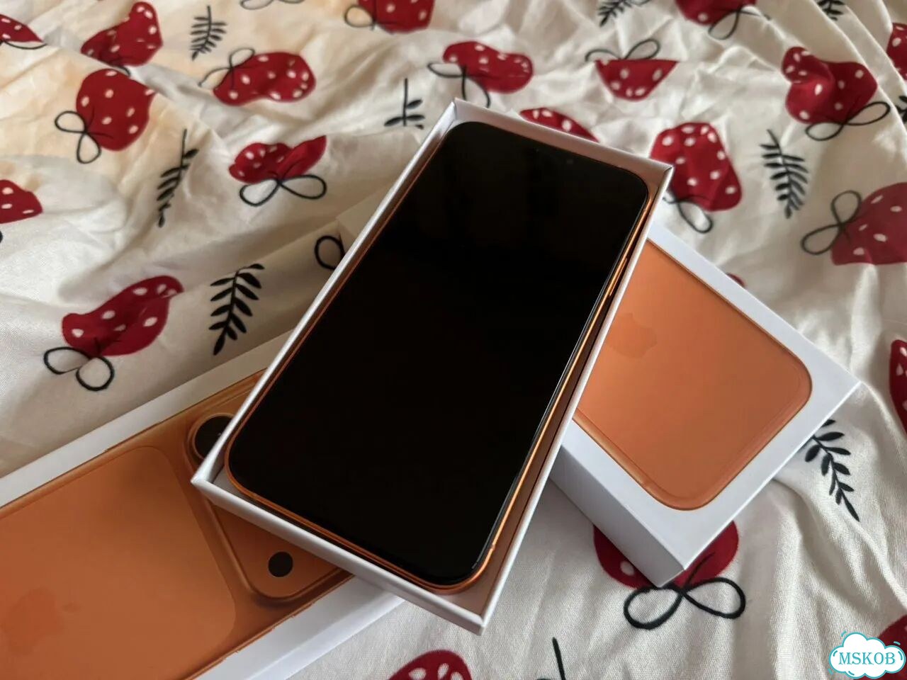 iPhone Xr в корпусе 17 pro фото 3