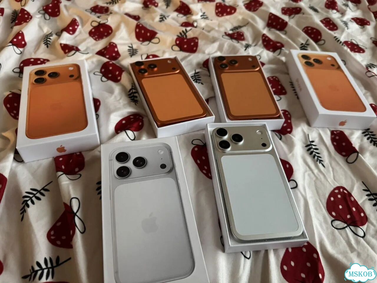 iPhone Xr в корпусе 17 pro фото 7