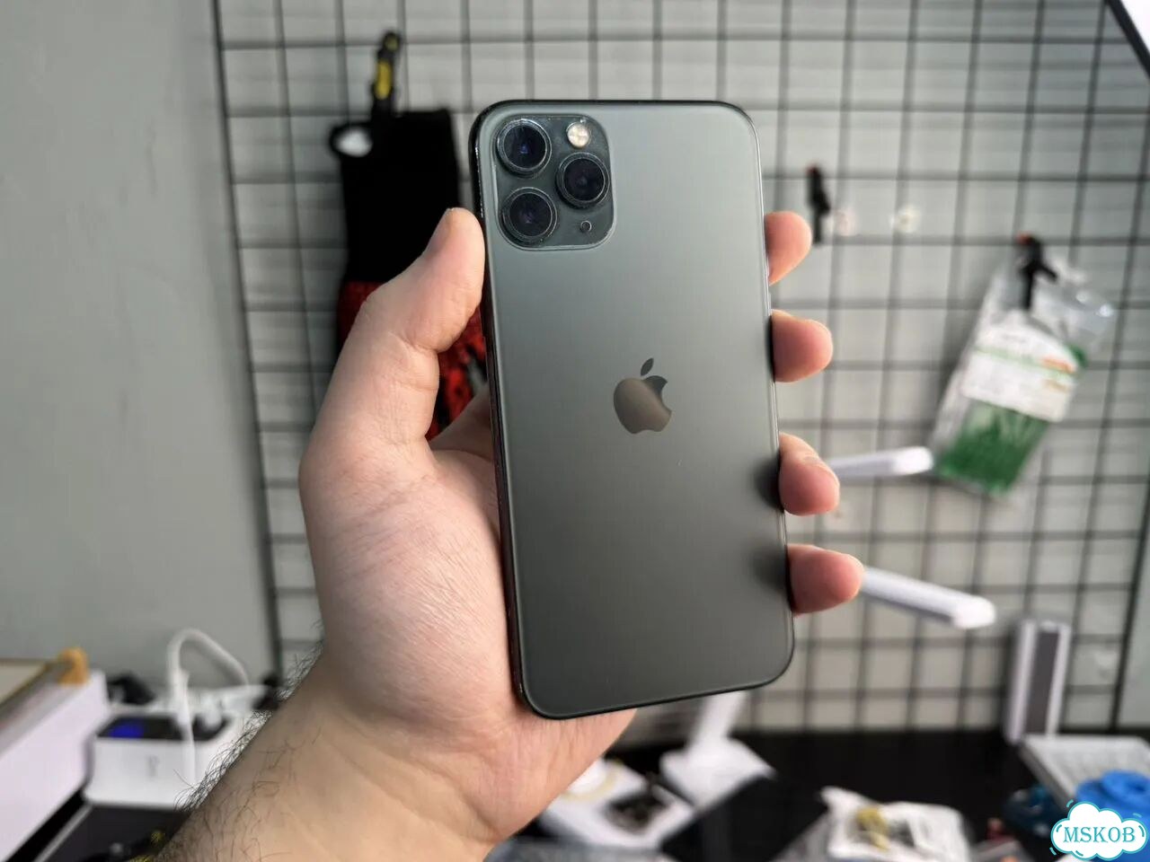 iPhone 11 Pro, 256 ГБ, SIM + eSIM фото 1