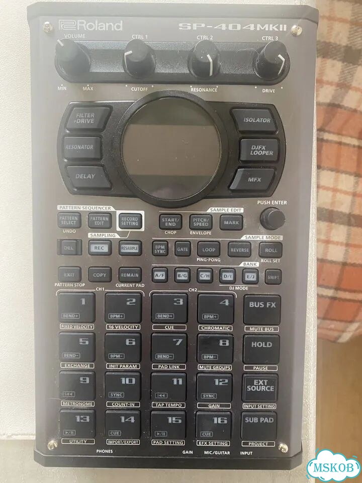 Roland sp 404 mk2 фото 1