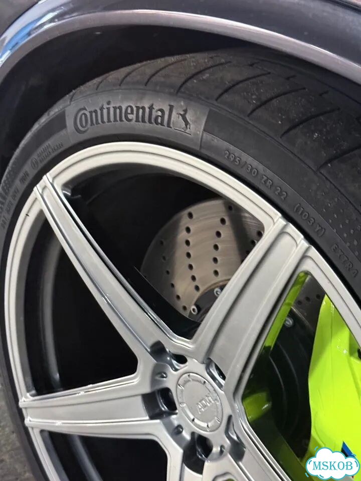 Continental ContiComfortContact CC5 295/30 R22 и 335/25 R22 фото 4