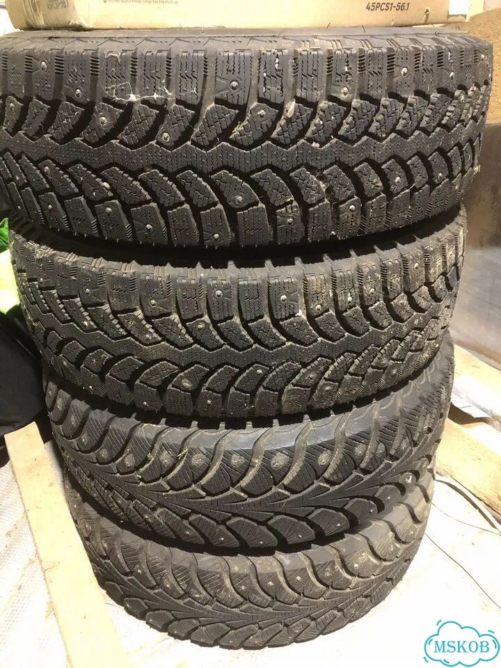 Bridgestone Blizzak Spike-01 175/70 R13 82T фото 1