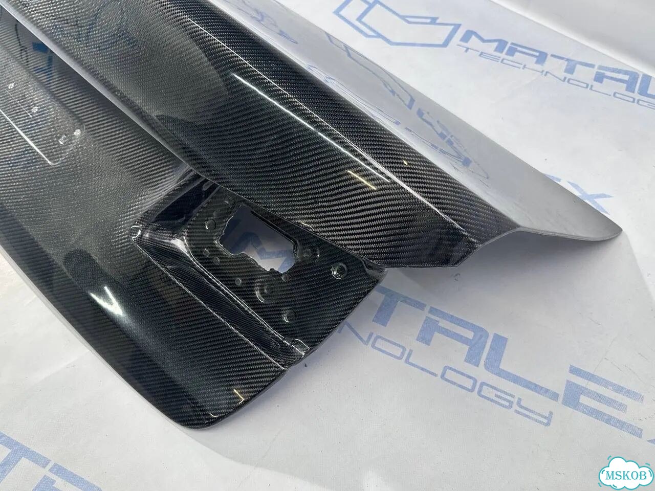 Крышка багажнтка Bmw g30 M5 F90 карбон фото 6