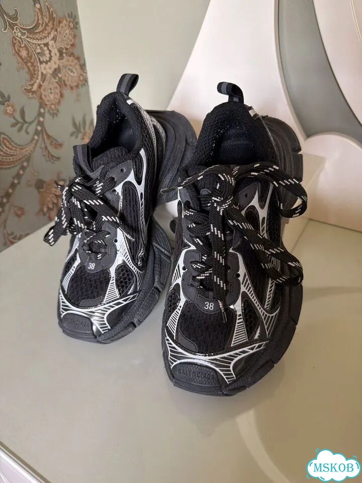 Кроссовки balenciaga 3xl 38р-р фото 3