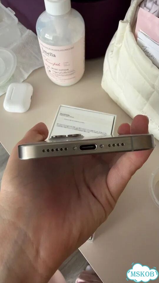iPhone 15 Pro Max, 256 ГБ, SIM + eSIM фото 3
