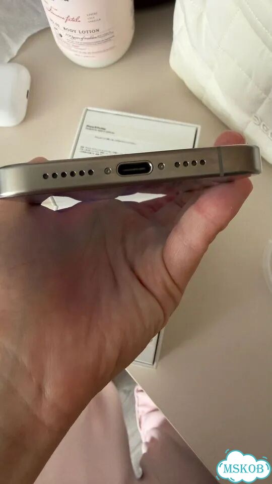 iPhone 15 Pro Max, 256 ГБ, SIM + eSIM фото 4