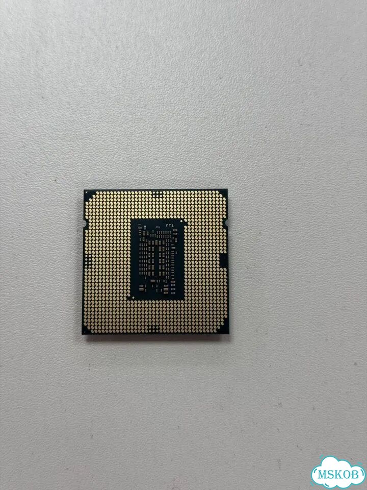 Процессор Б/У 1200 Intel Xeon W-1250 фото 2