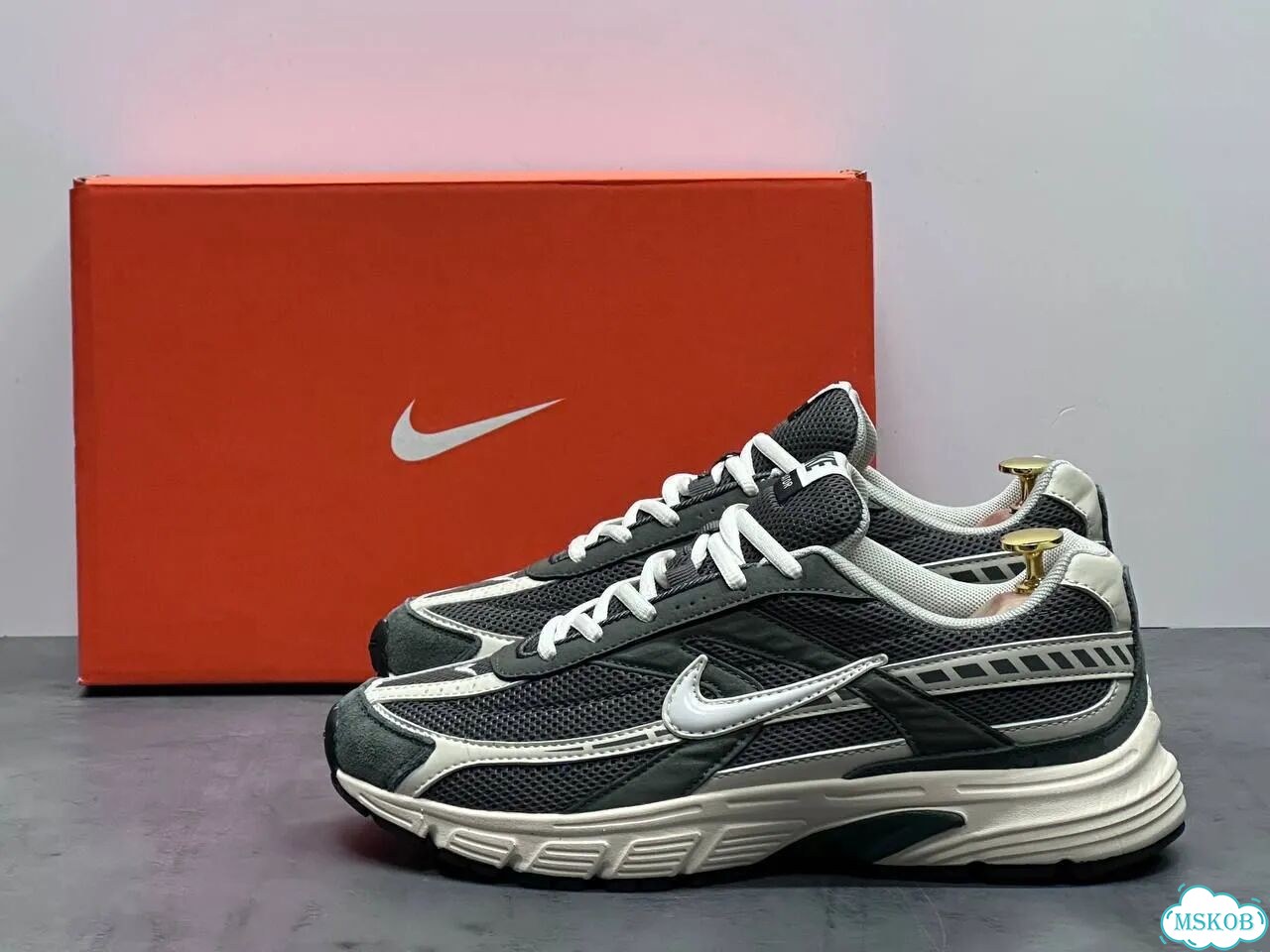 Кроссовки мужские Nike Initiator черные фото 7