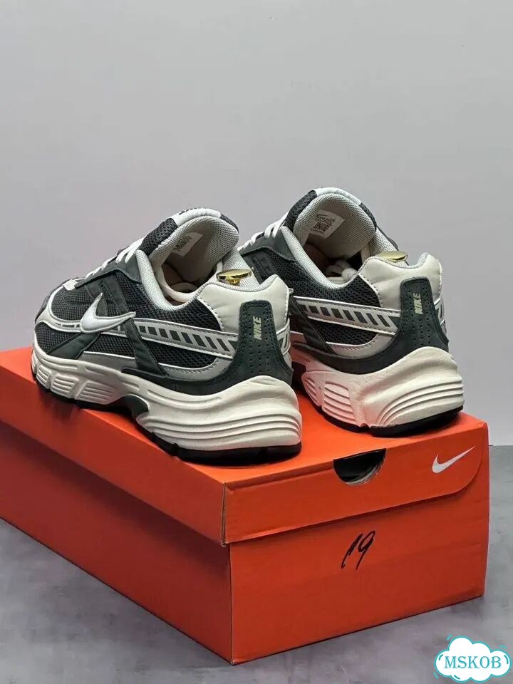 Кроссовки мужские Nike Initiator черные фото 8