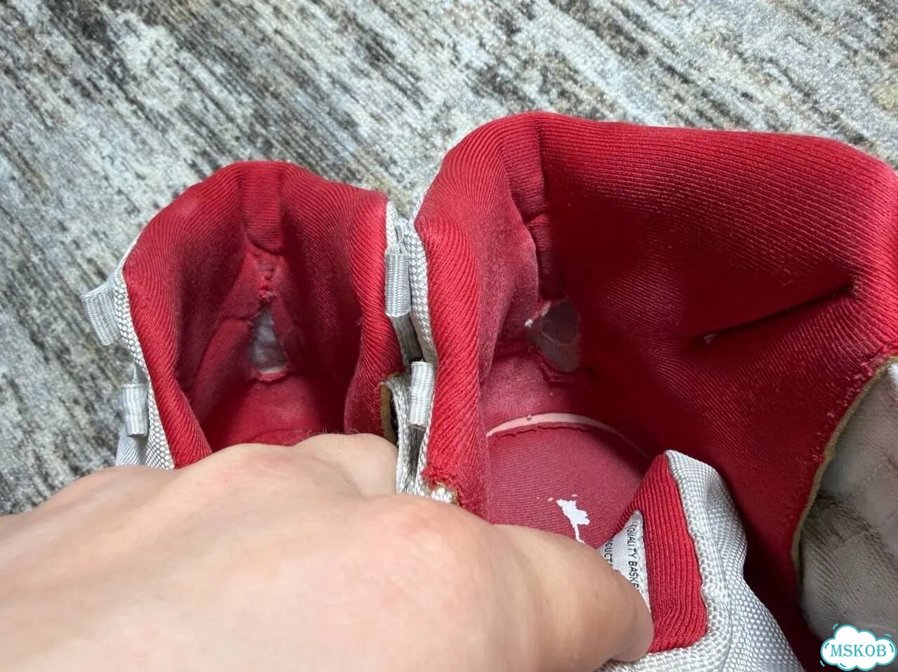 Nike air jordan 11 retro red фото 5