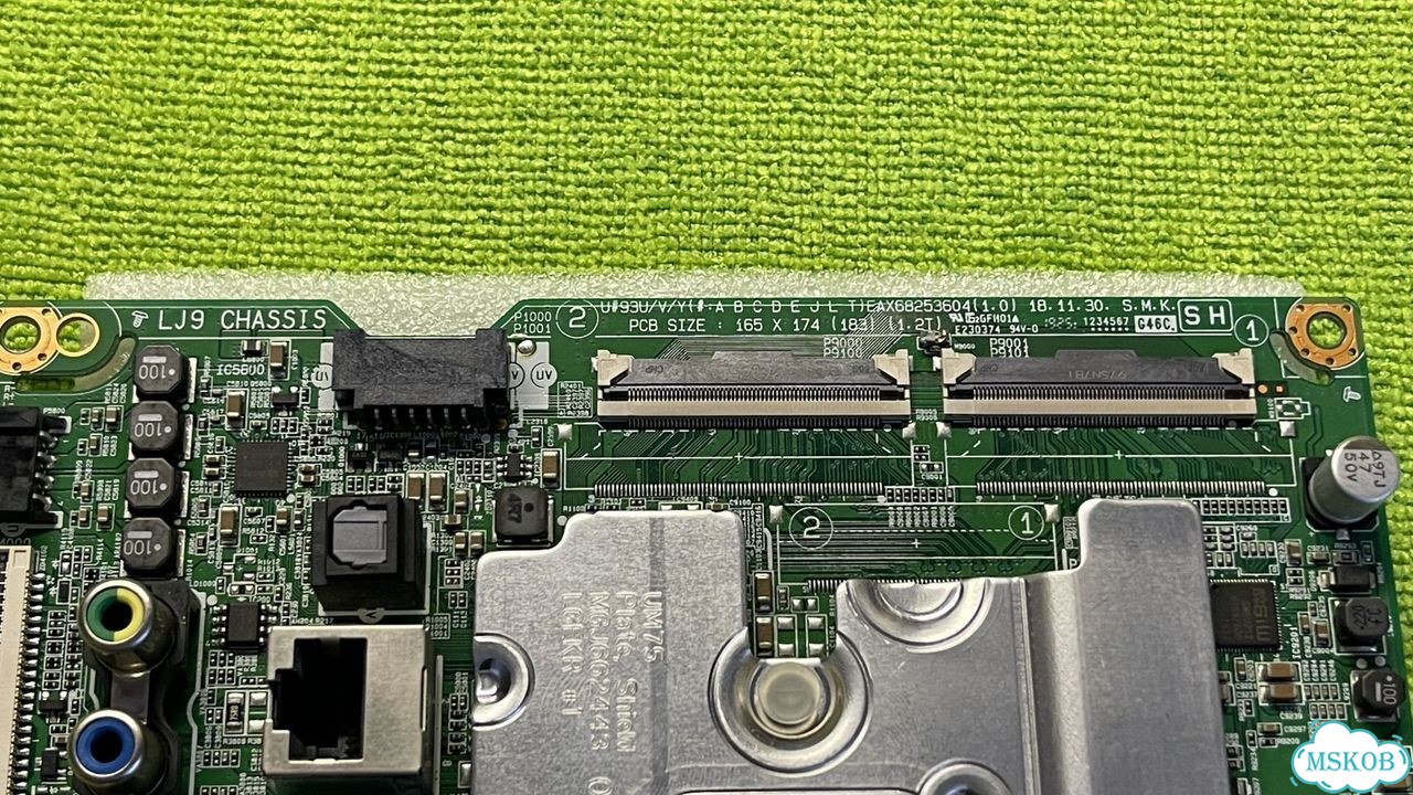 Материнская плата от телевизора lg 49UM7090PLA фото 3