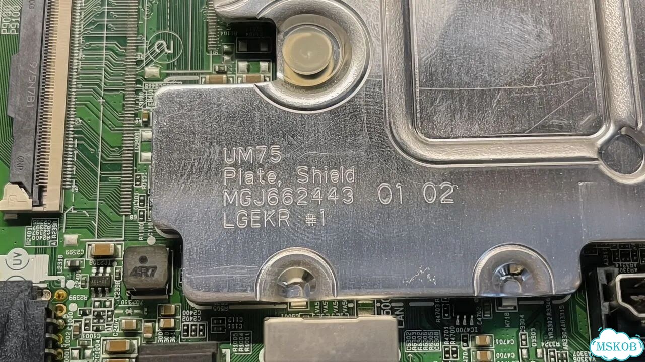 Материнская плата от телевизора lg 49UM7090PLA фото 5