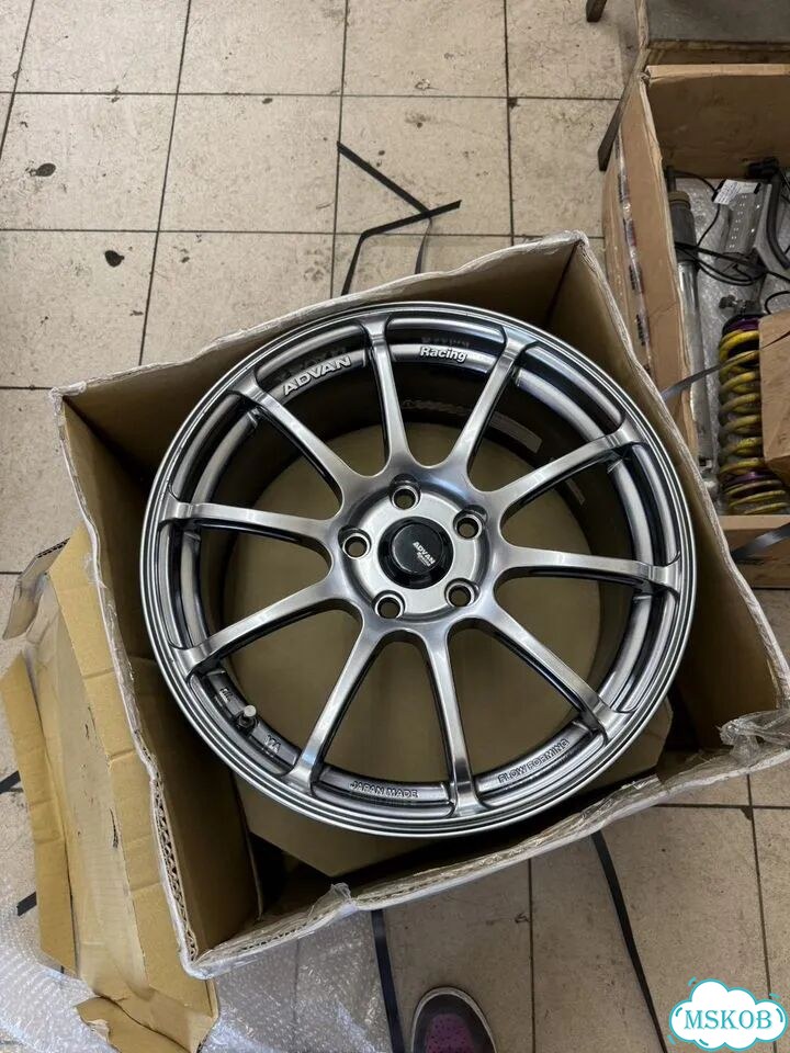 Литые диски Advan RS 8×R17 5×112 фото 1