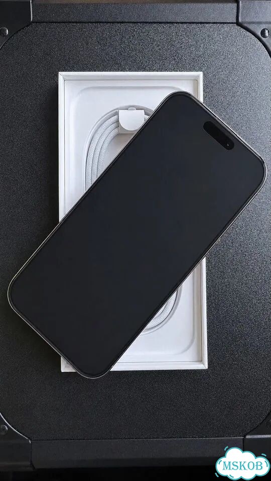 iPhone 16 Pro, 128 ГБ, eSIM фото 1