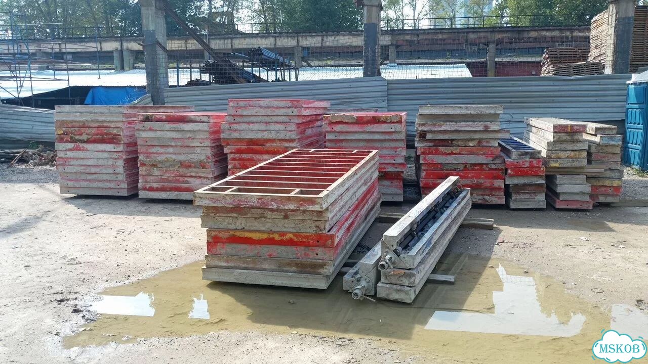 Опалубка щитовая бу 240м2 фото 1