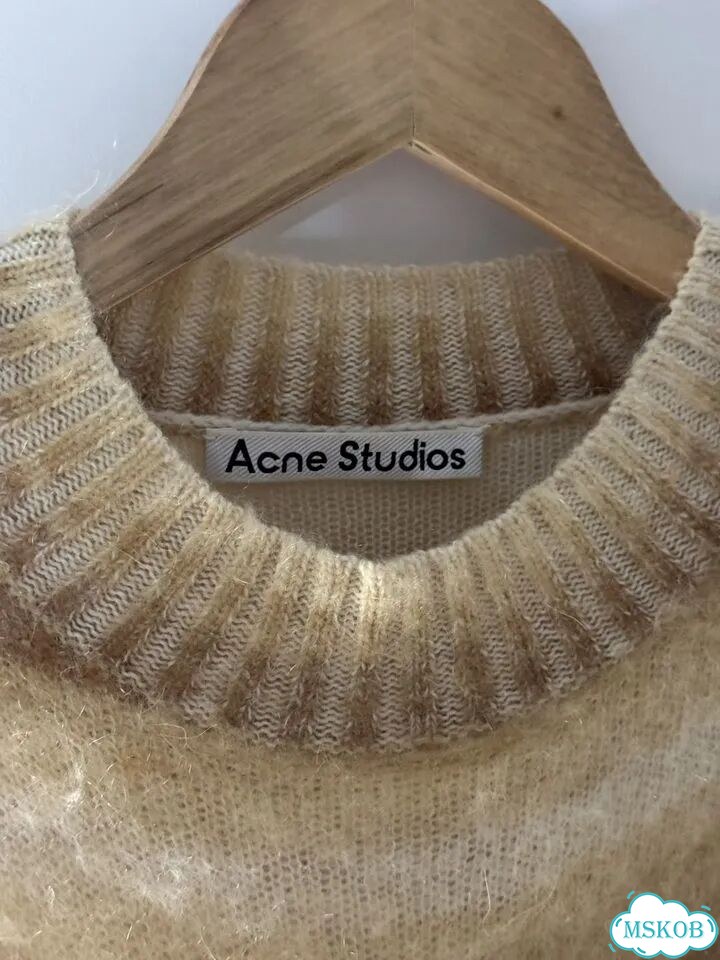 Acne studios yellow wool sweater фото 2