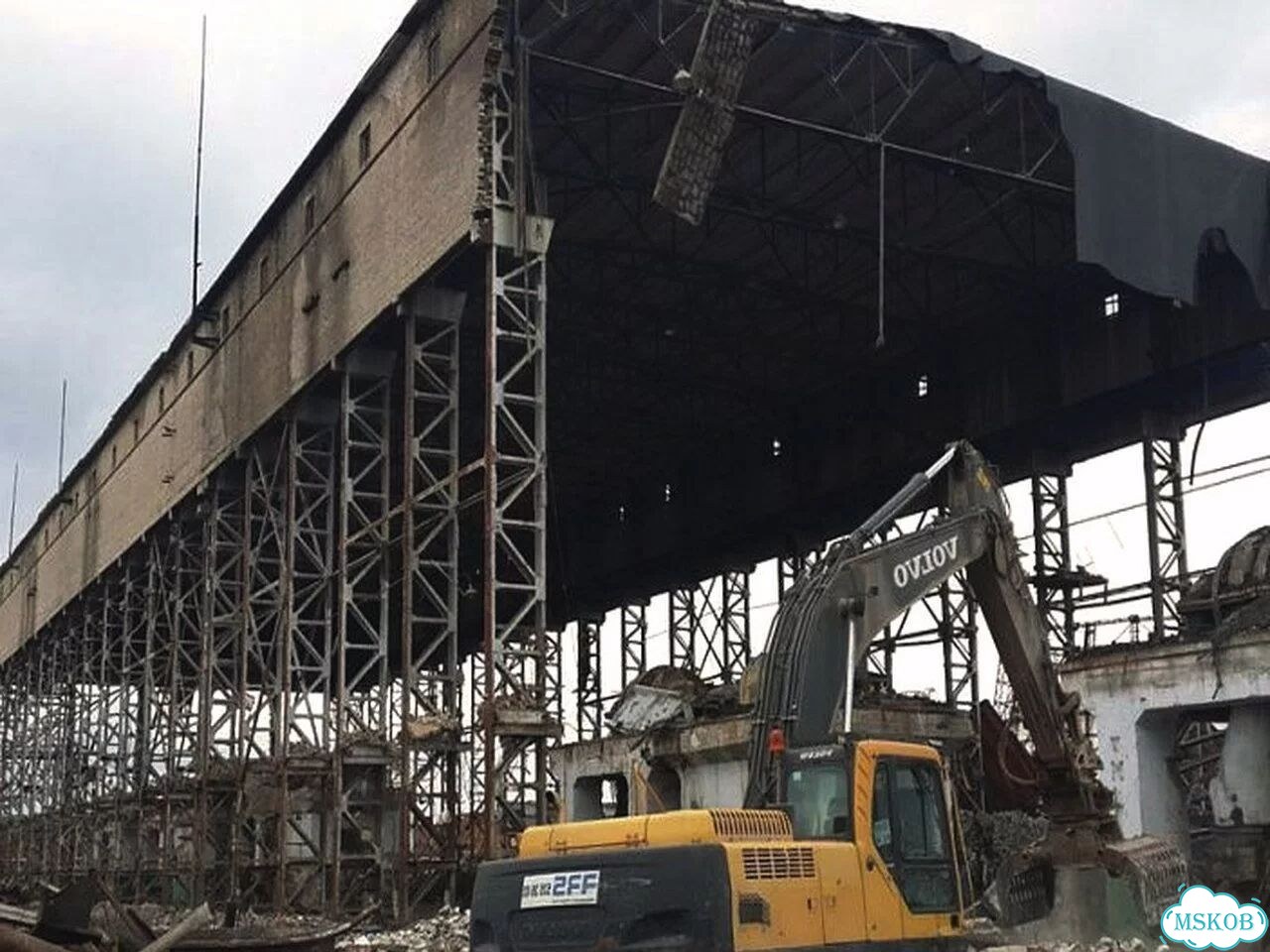 Демонтаж ангаров под ключ в Москве фото 5