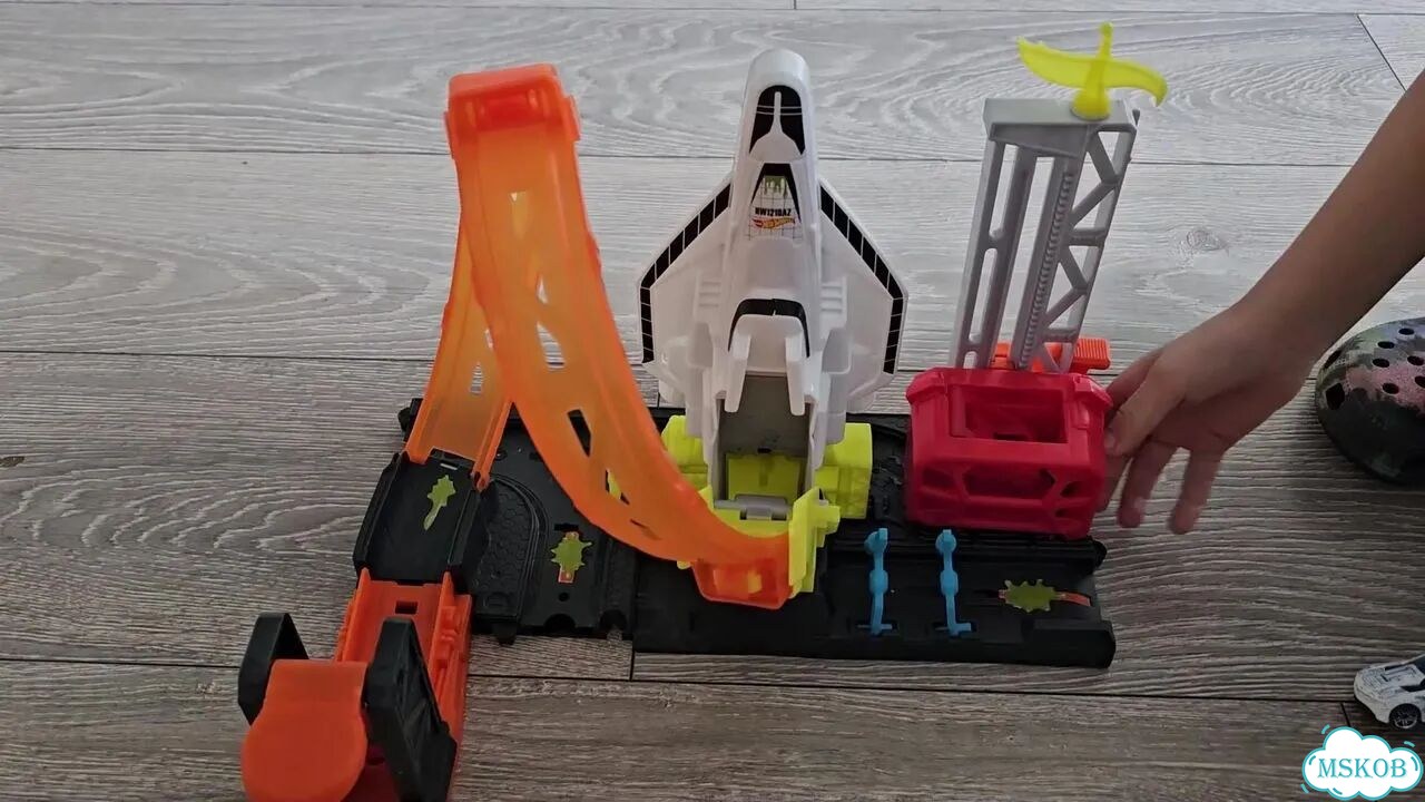 Hot Wheels Super Space Shuttle фото 1