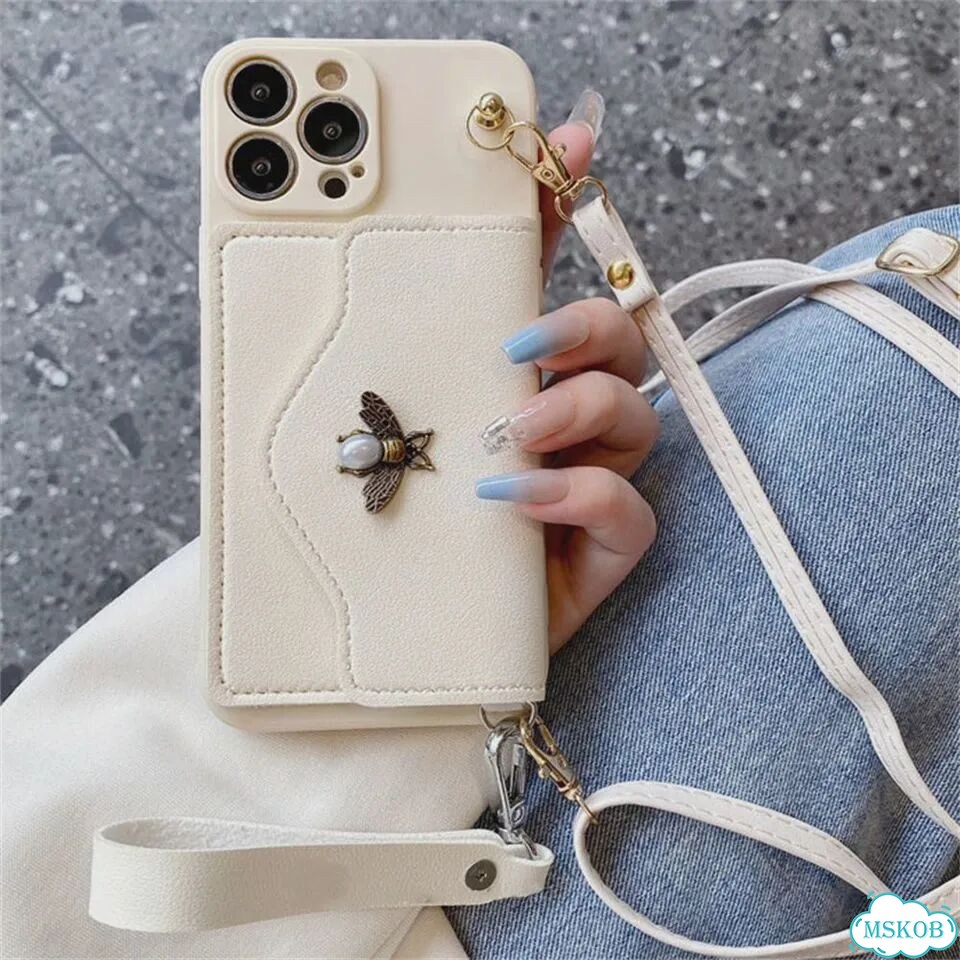 Бордовый чехол-кошелек для iPhone с пчелой и ремешком фото 3