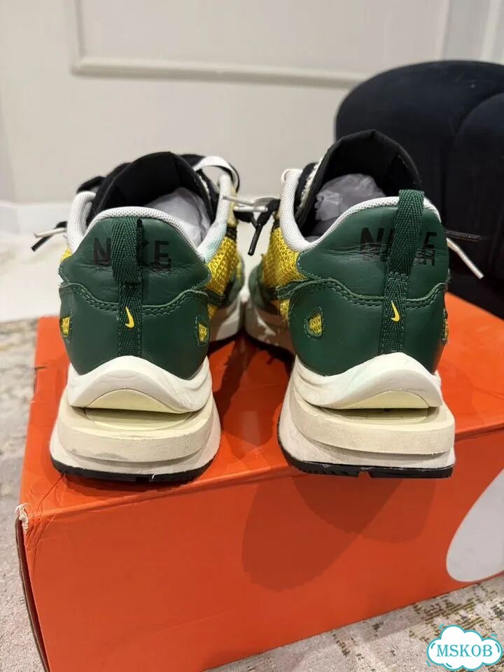 Кроссовки nike sacai x vaporwaffle фото 2