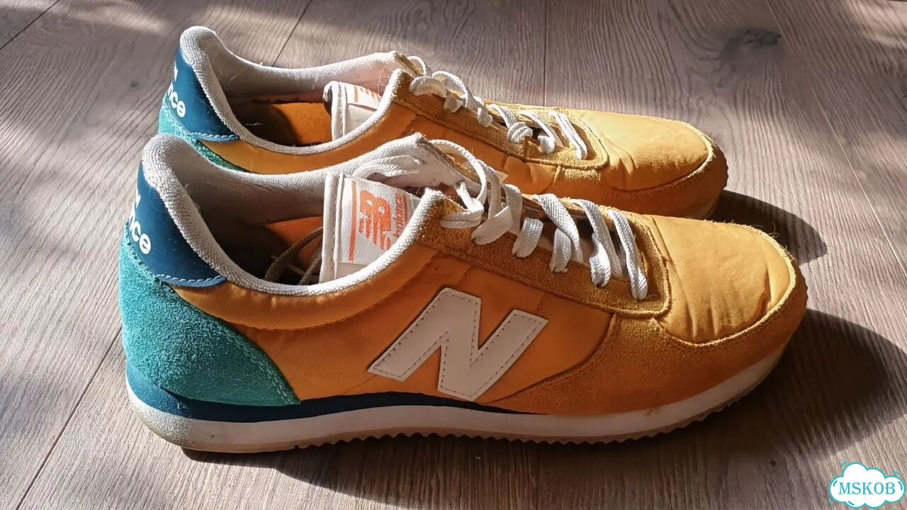 Кроссовки new balance 220 оригинал фото 1